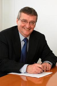 Dr Paul Leinster has worked at the Environment Agency since 1998