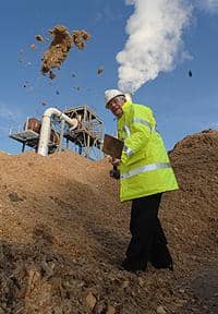 Energy minister Malcolm Wicks unveiling Norbord's biomass plant in Stirlingshire