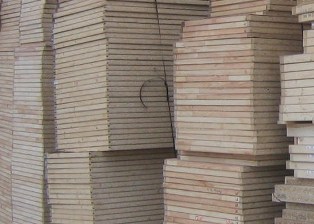 Sonae makes its chipboard in Knowsley from 98% recycled waste wood