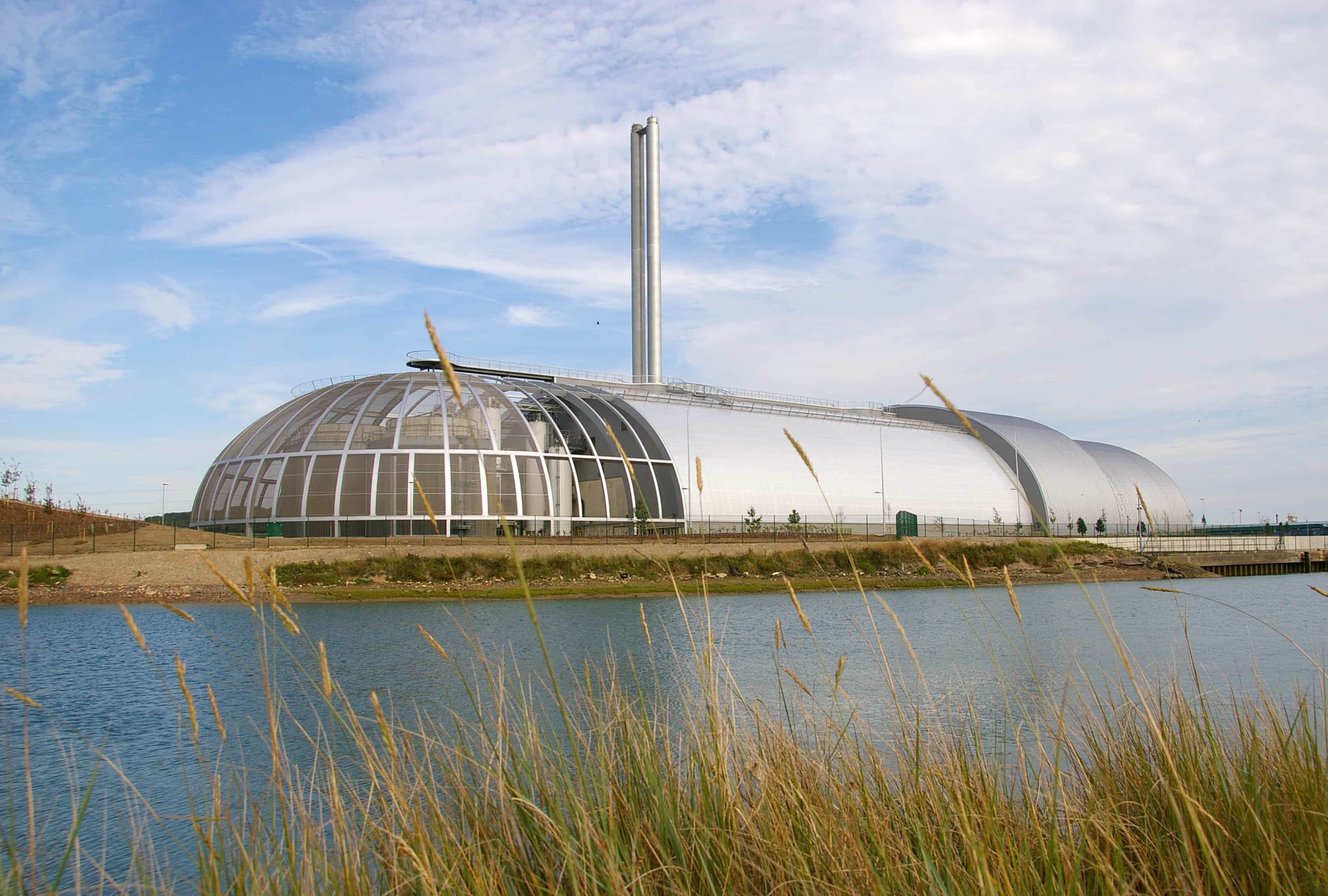 Veolia's Newhaven East Sussex facility is one of three EfW plants in England with R1 accreditation