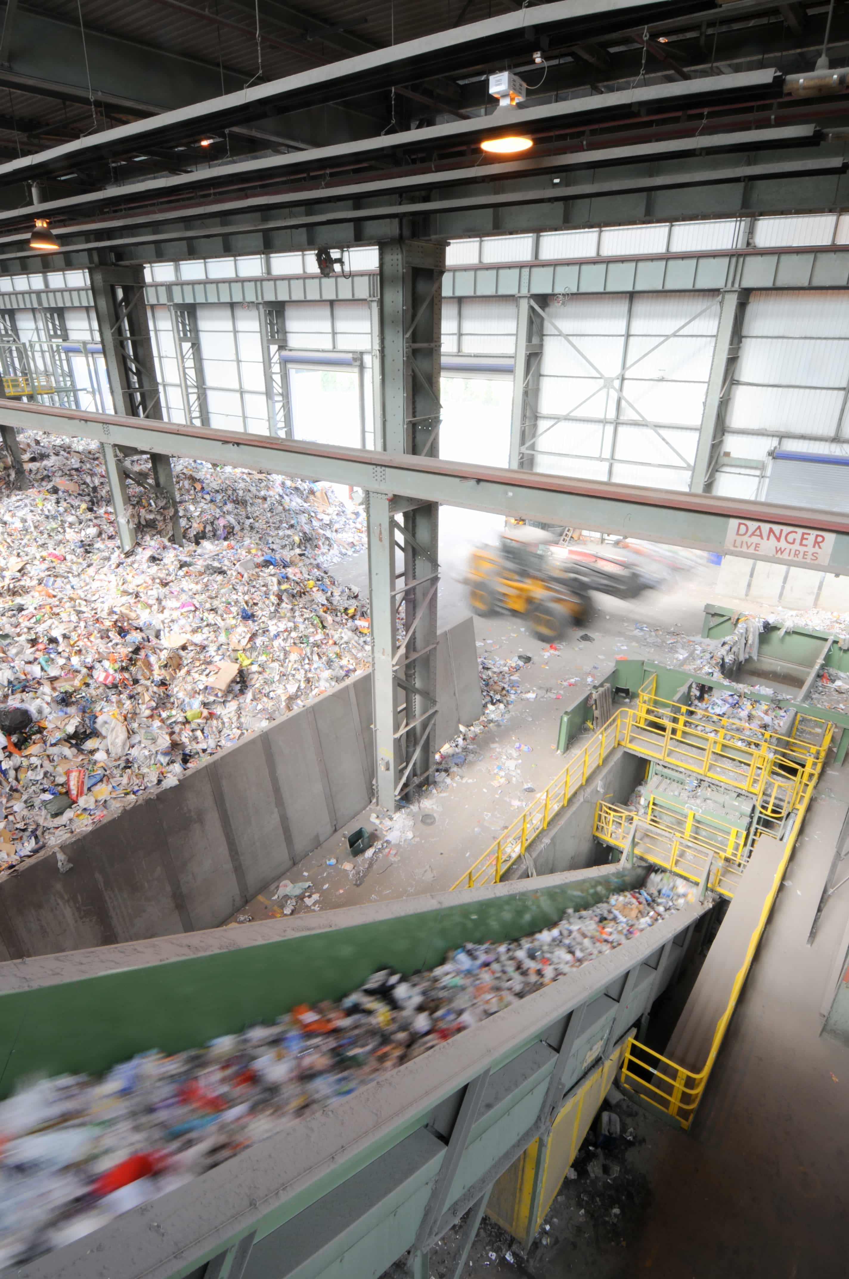 Biffa's Aldridge MRF has had glass cleaning and fibre optic sorting technology installed