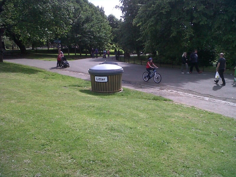 ESE World's product range includes semi-underground containers, such as this installed in Glasgow's Kelvingrove Park in 2014. (Picture: www.eseworld.uk.com)