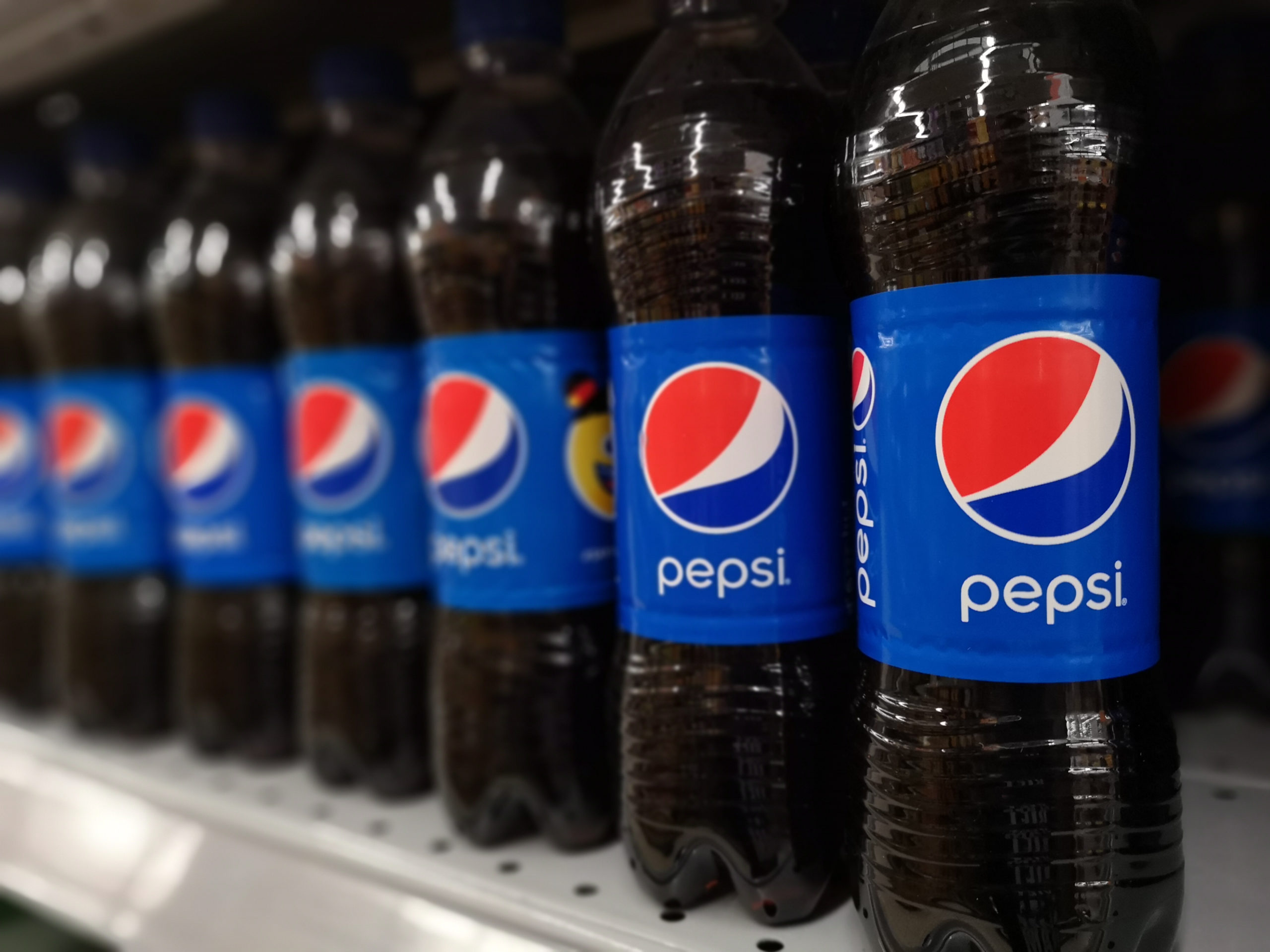 PepsiCo pledges 100 rPET bottles in UK by 2022