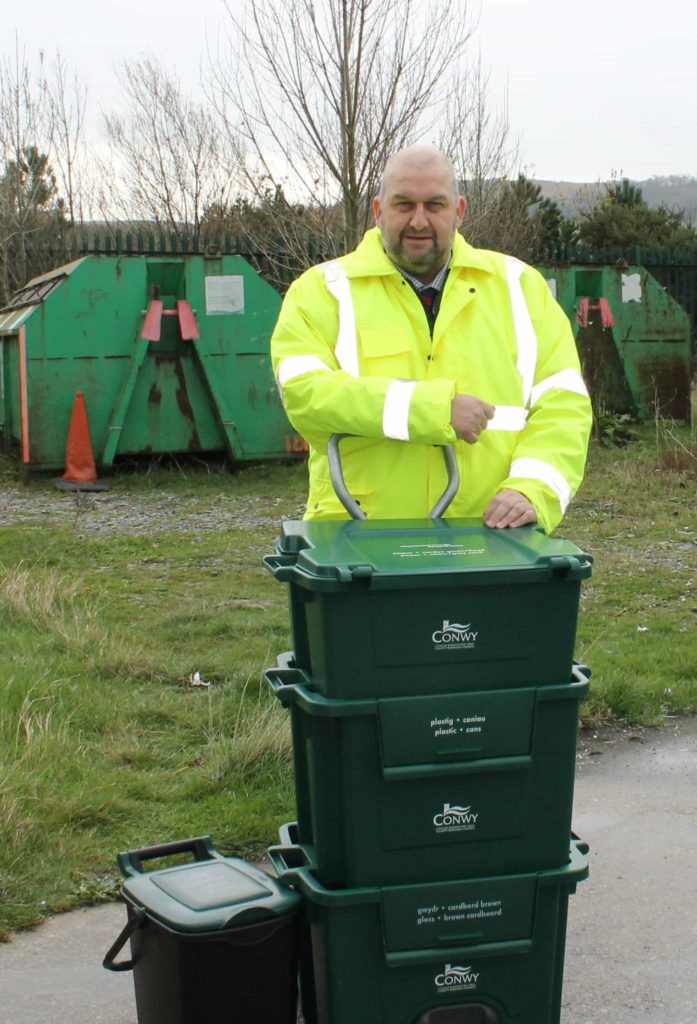Welsh Government minister Carl Sargeant assesses Conwy's 'Trolibocs' collection containers