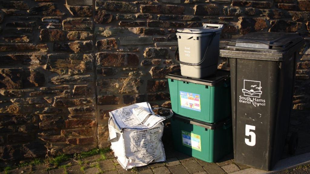 FCC Environment makes South Hams video apology