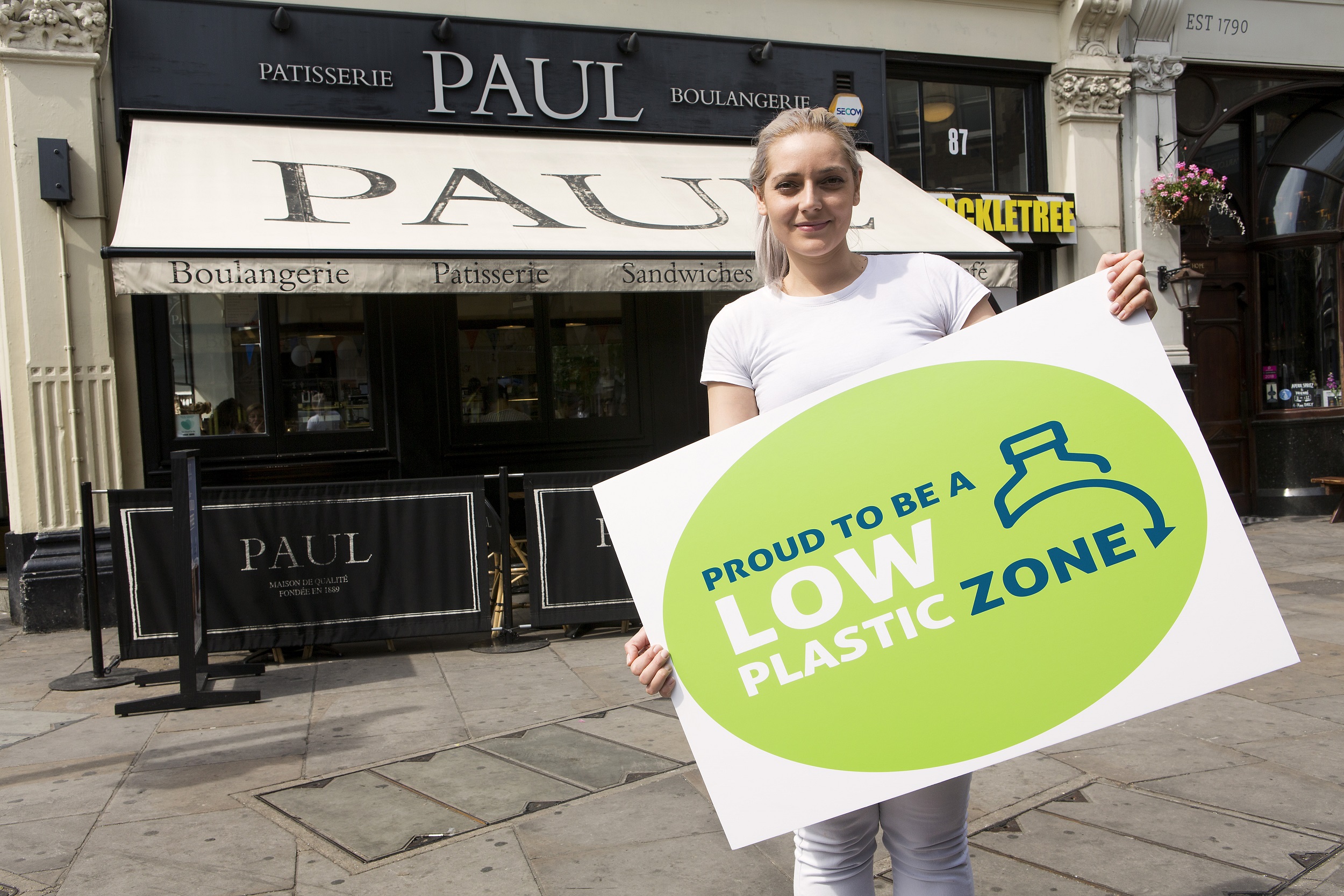 London’s first ‘low plastic zone’ launched
