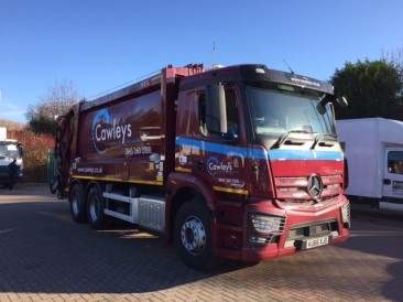 mercedes-benz-antos-with-cawleys-livery