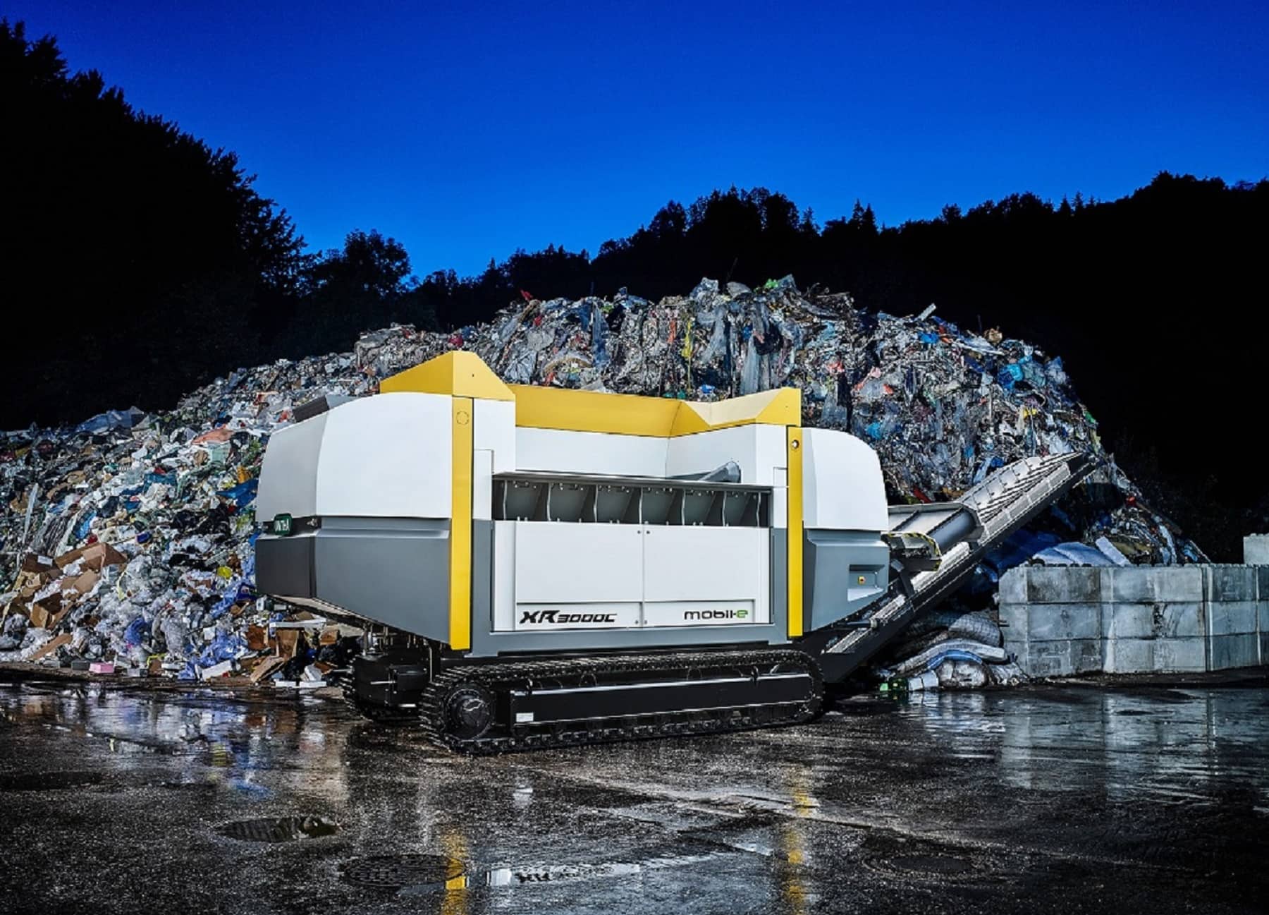 Untha launches mobile waste shredder