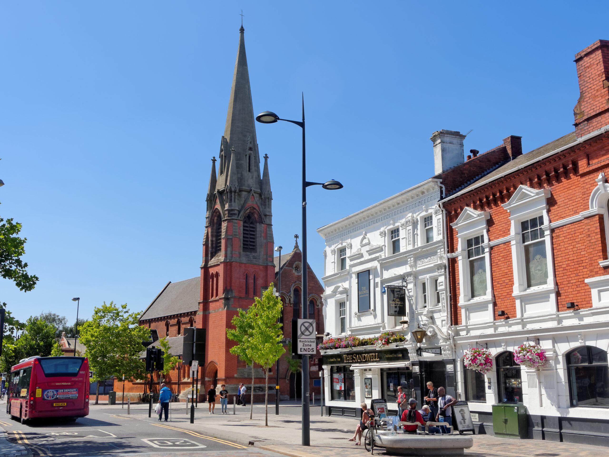 GMB and Serco clash over ‘reckless driving around picket lines