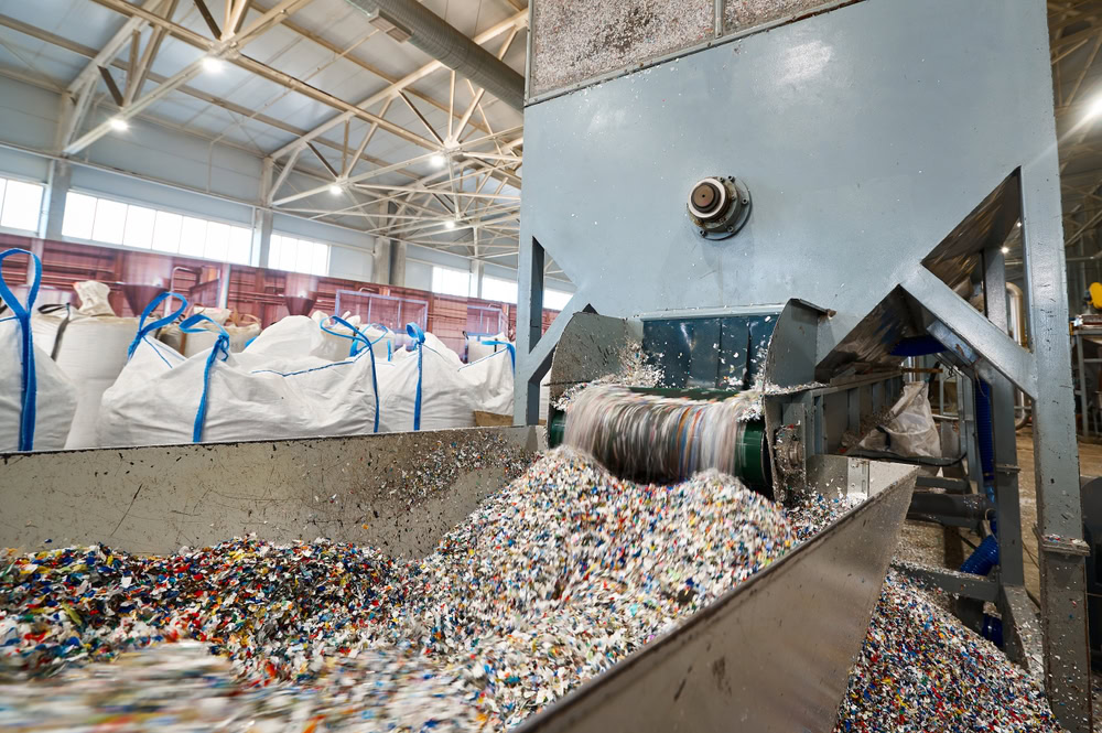 Plastic recycling plant
