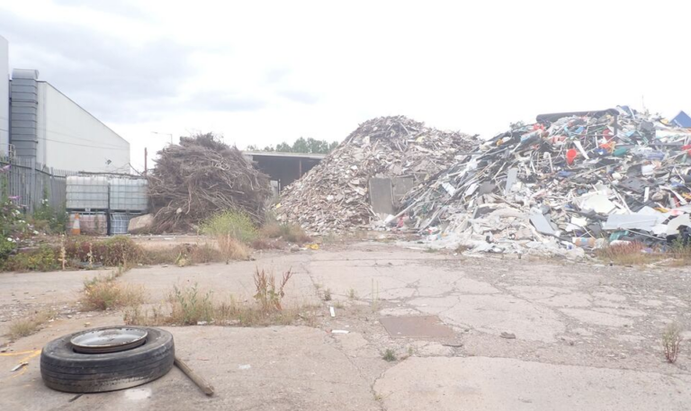 Wolverhampton hazardous waste site loses permit